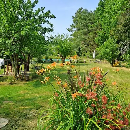 Du Calme 3 Star Сasa de vacaciones Chérac